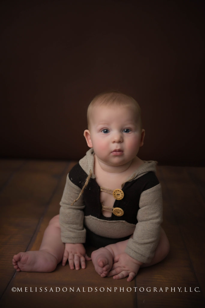 six month old baby sitting up photography arizona